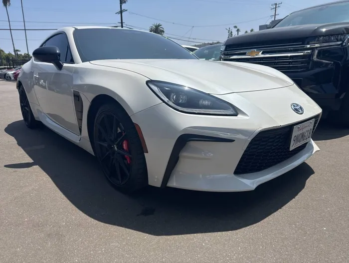 2024 Toyota GR86 Base