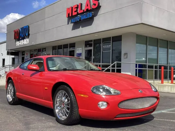 2005 Jaguar XK8 Standard