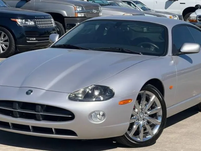 2006 Jaguar XK8 Standard