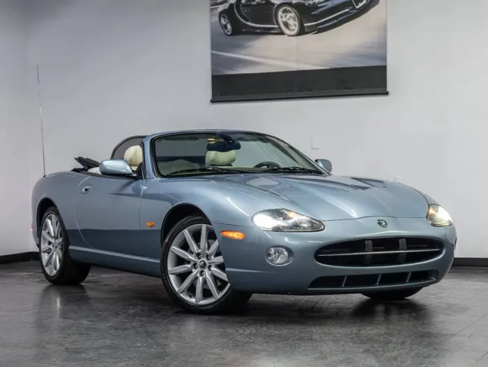 2006 Jaguar XK8 Standard
