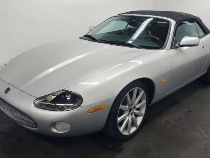 2004 Jaguar XK8 Standard