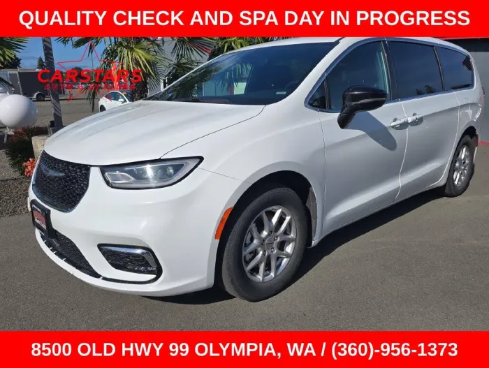 2025 Chrysler Pacifica
