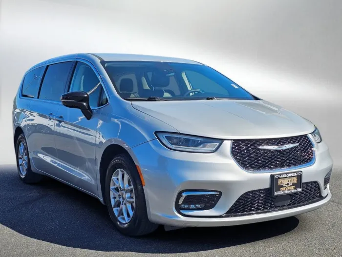 2024 Chrysler Pacifica