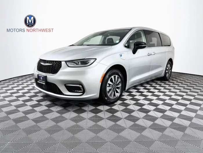 2024 Chrysler Pacifica