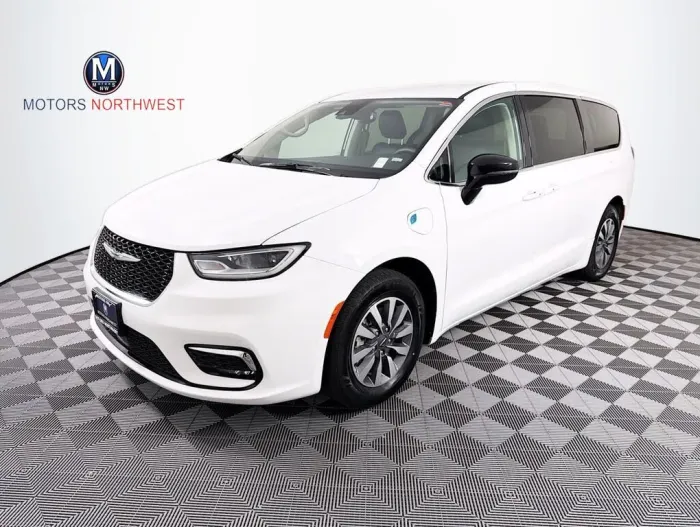 2024 Chrysler Pacifica