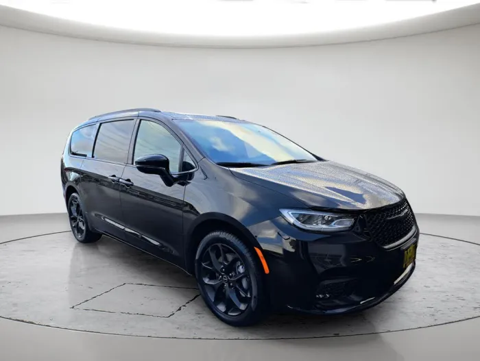 2026 Chrysler Pacifica