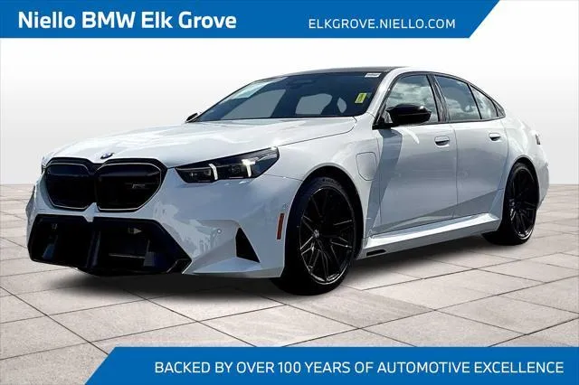 2025 BMW M5