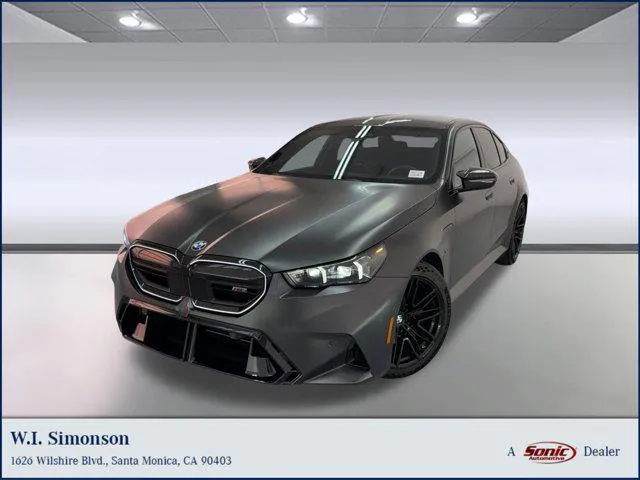 2025 BMW M5