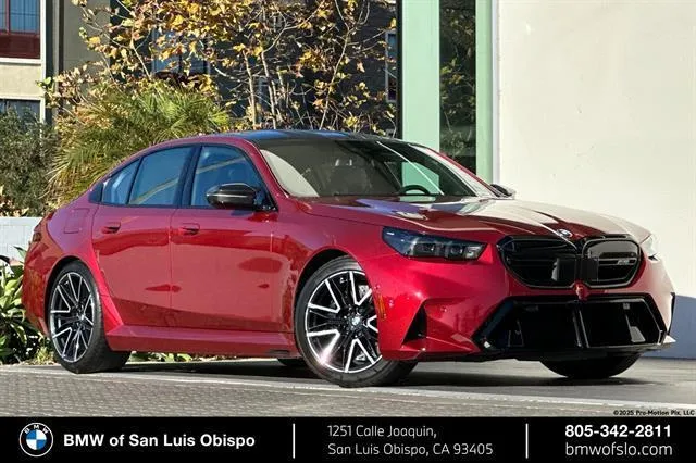 2025 BMW M5