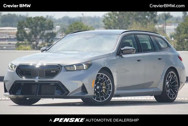 2025 BMW M5