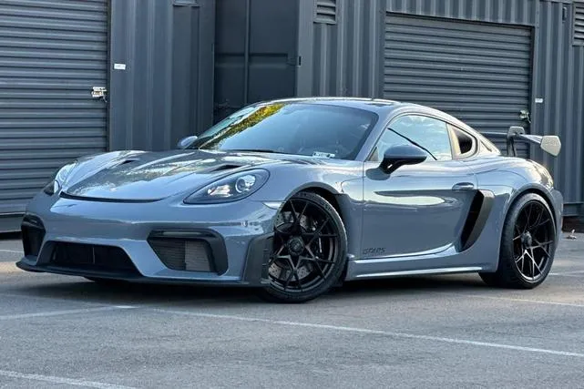 2024 Porsche 718 Cayman GT4 RS