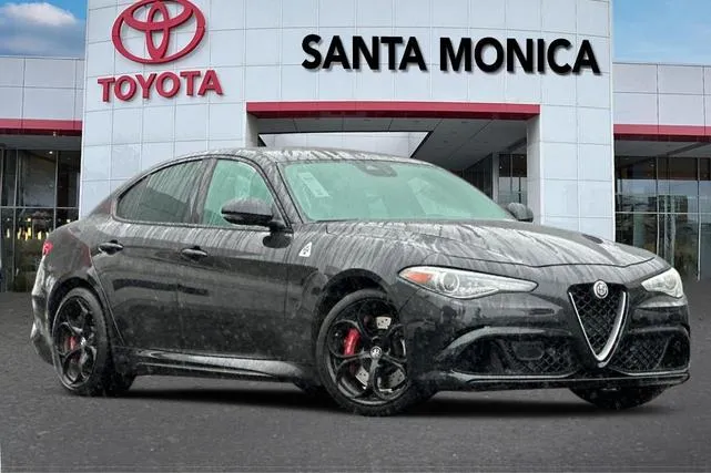 2018 Alfa Romeo Giulia Quadrifoglio