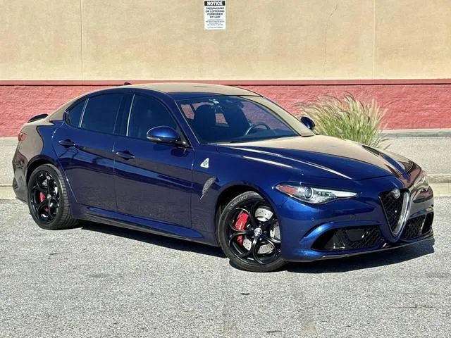 2018 Alfa Romeo Giulia Quadrifoglio