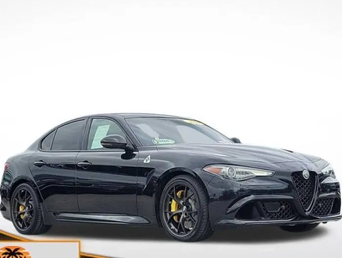 2021 Alfa Romeo Giulia Quadrifoglio