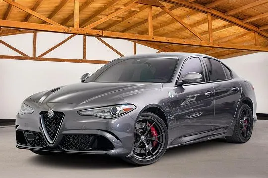 2018 Alfa Romeo Giulia Quadrifoglio